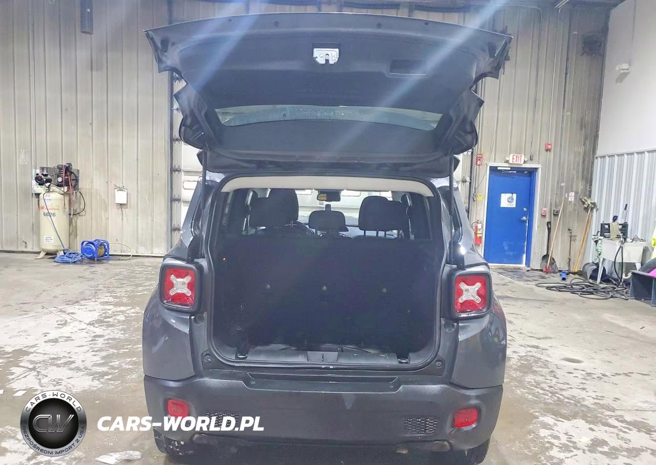 2023 Jeep Renegade Altitude VIN:ZACNJDE1XPPP44069 - 6