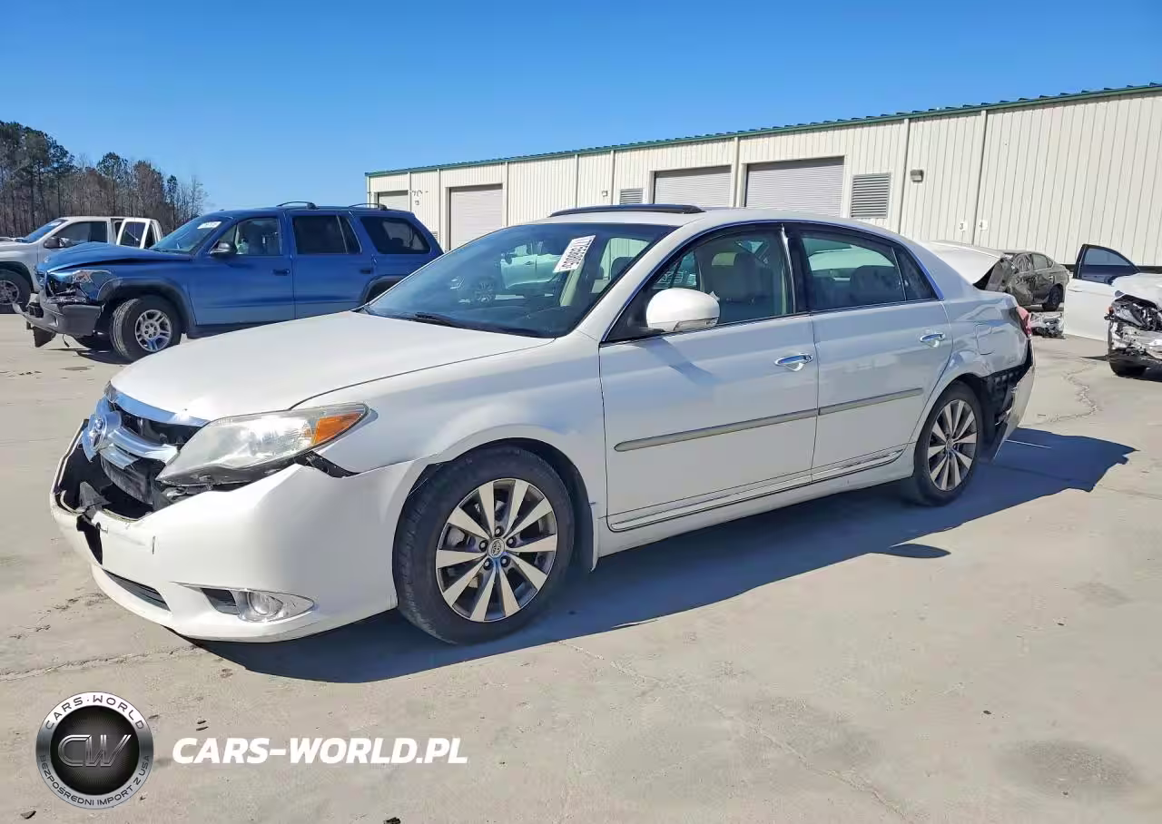 2011 Toyota Avalon Base