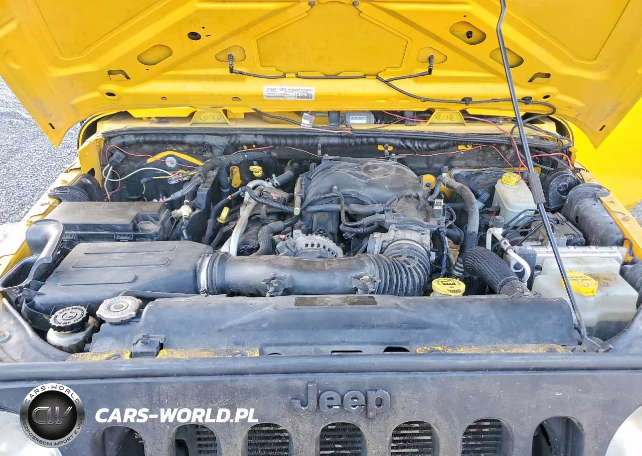 2015 Jeep Wrangler Unlimited Sport VIN:1C4BJWDG0FL553321 - 11