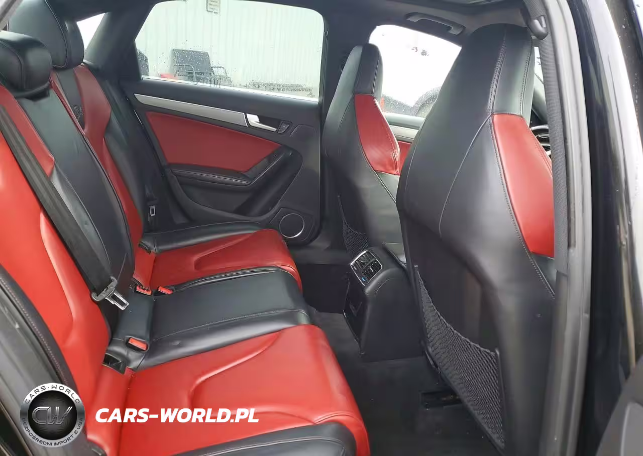 2012 Audi S4 Prestige VIN:WAUKGAFLXCA050928 - 10