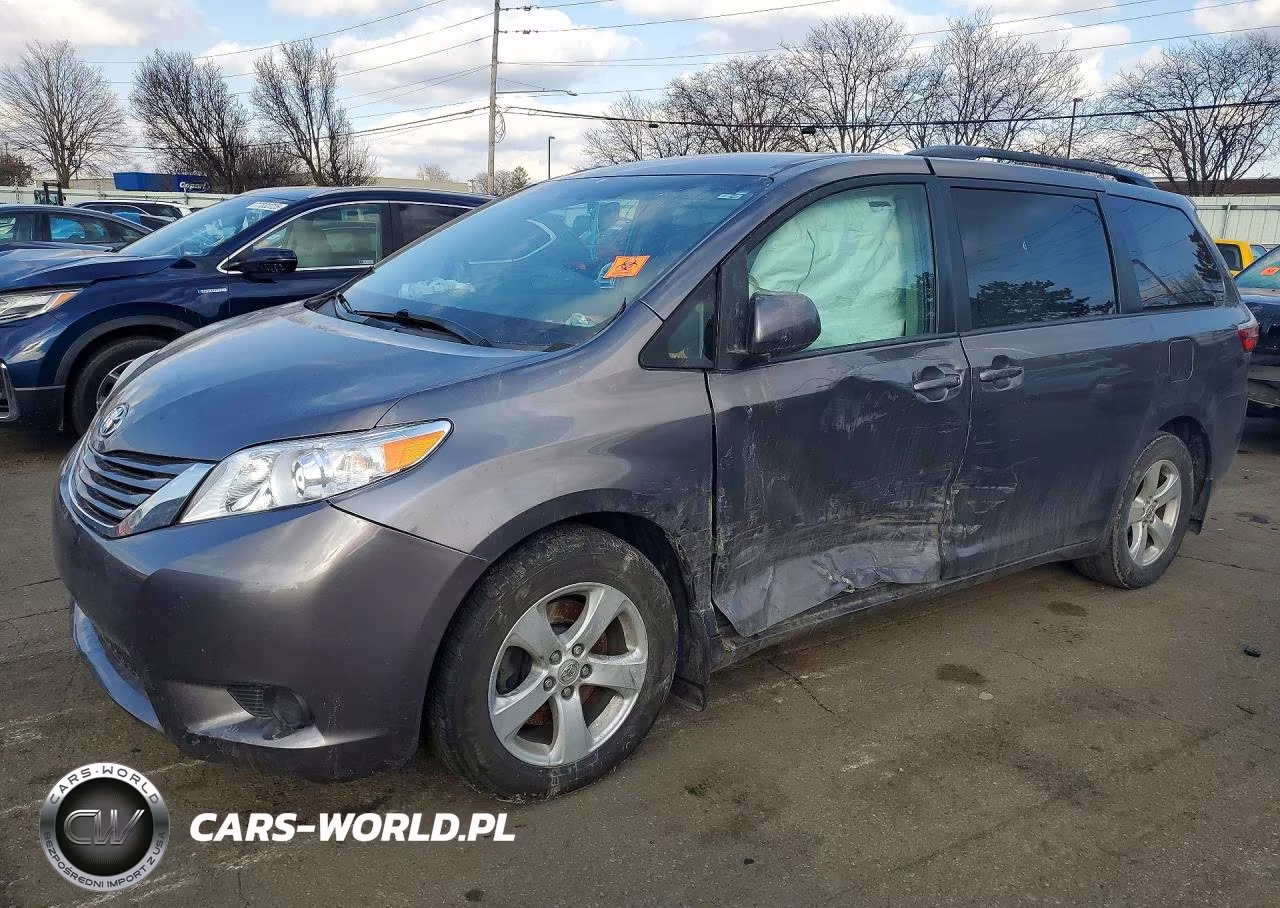 2017 Toyota Sienna Le