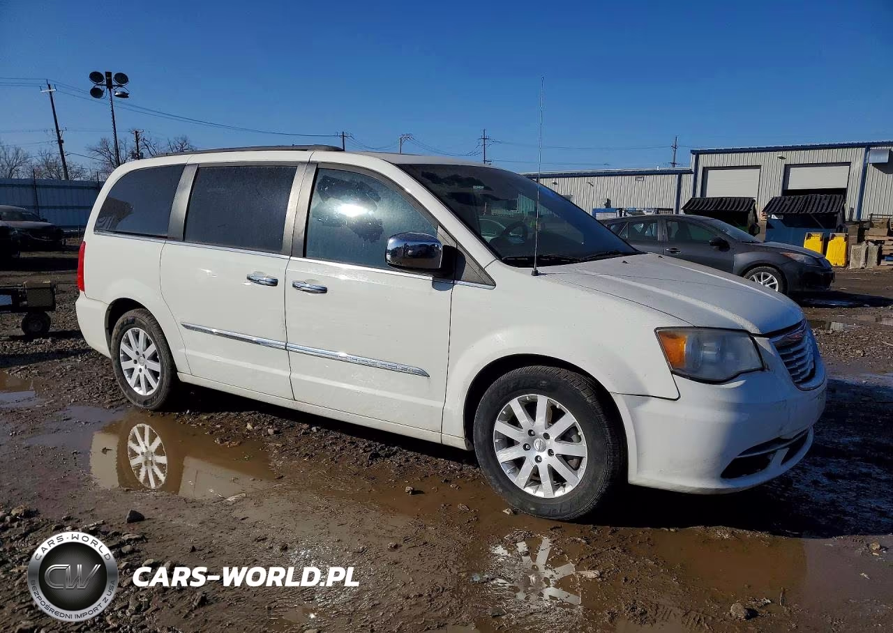2012 Chrysler Town & Country Touring L VIN:2C4RC1CG8CR107112 - 4