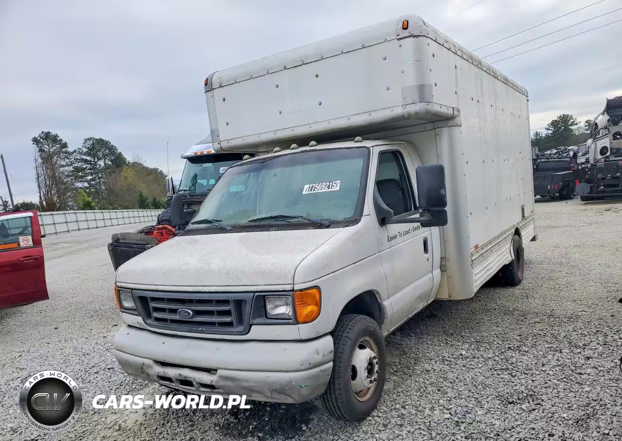 2007 Ford E450 Box Truck