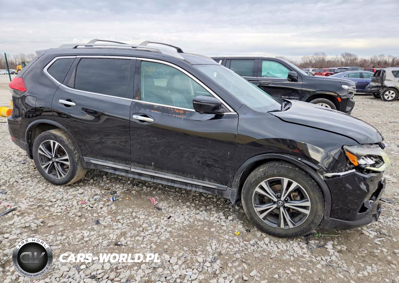 2017 Nissan Rogue Sv VIN:5N1AT2MV4HC868098 - 4