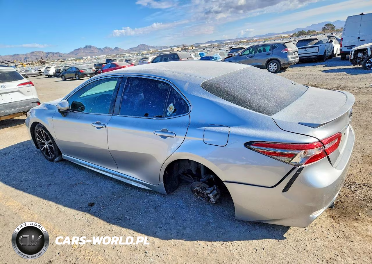 2018 Toyota Camry Se VIN:4T1B11HK2JU095975 - 2
