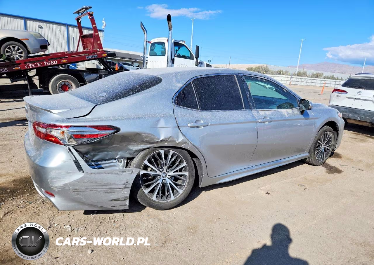 2018 Toyota Camry Se VIN:4T1B11HK2JU095975 - 3