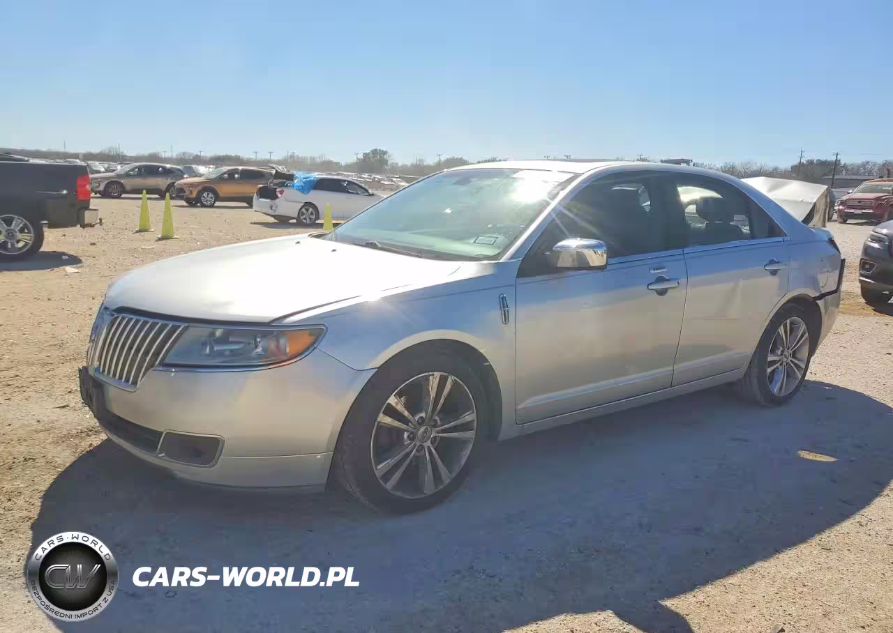 2011 Lincoln Townhouse Mkz