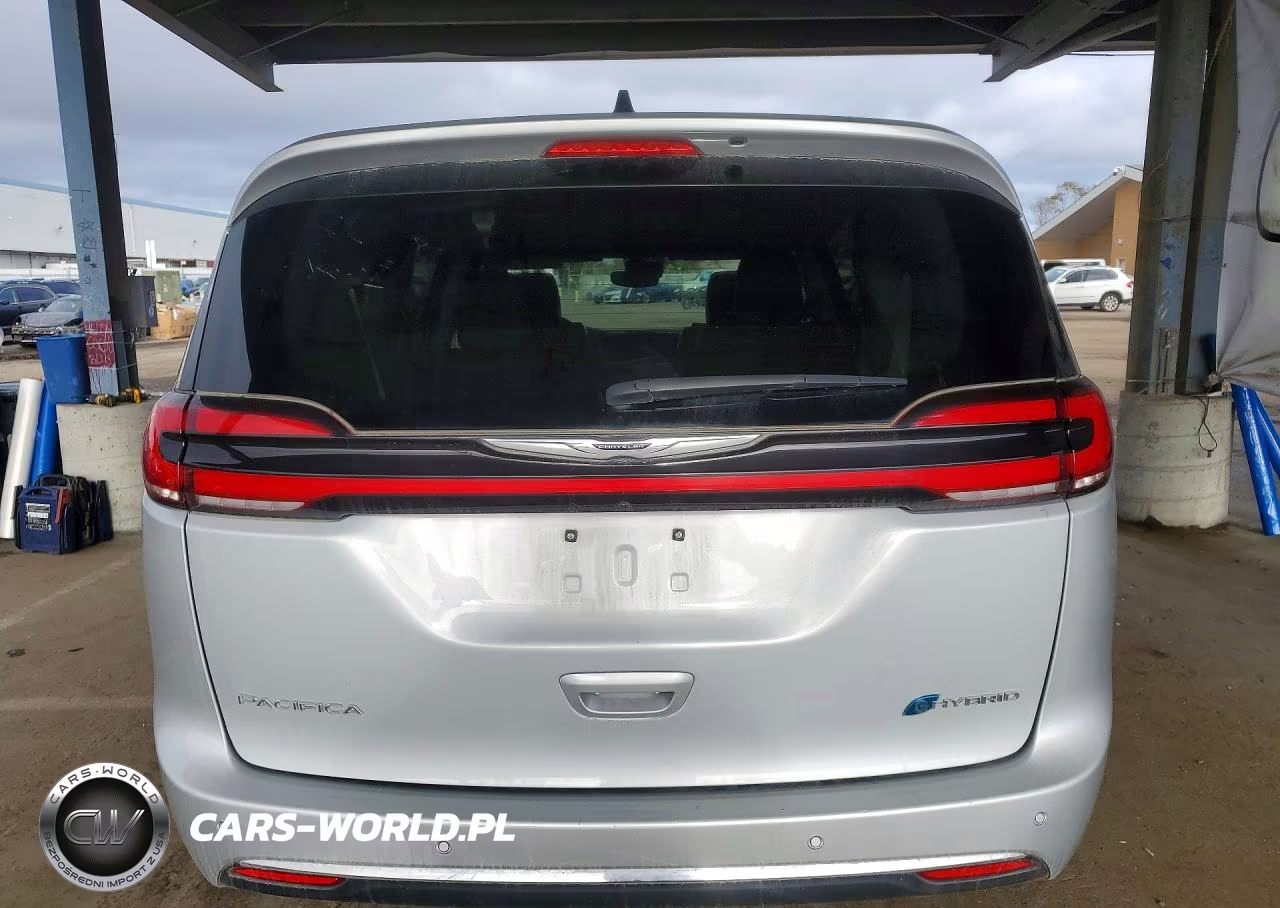 2024 Chrysler Pacifica Hybrid Select VIN:2C4RC1S77RR126924 - 6