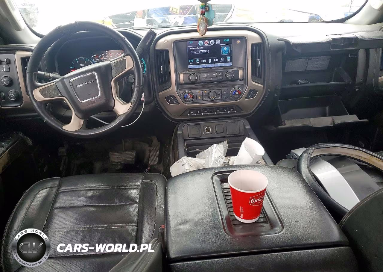 2017 GMC Sierra K2500 Denali VIN:1GT12UEY7HF236769 - 8