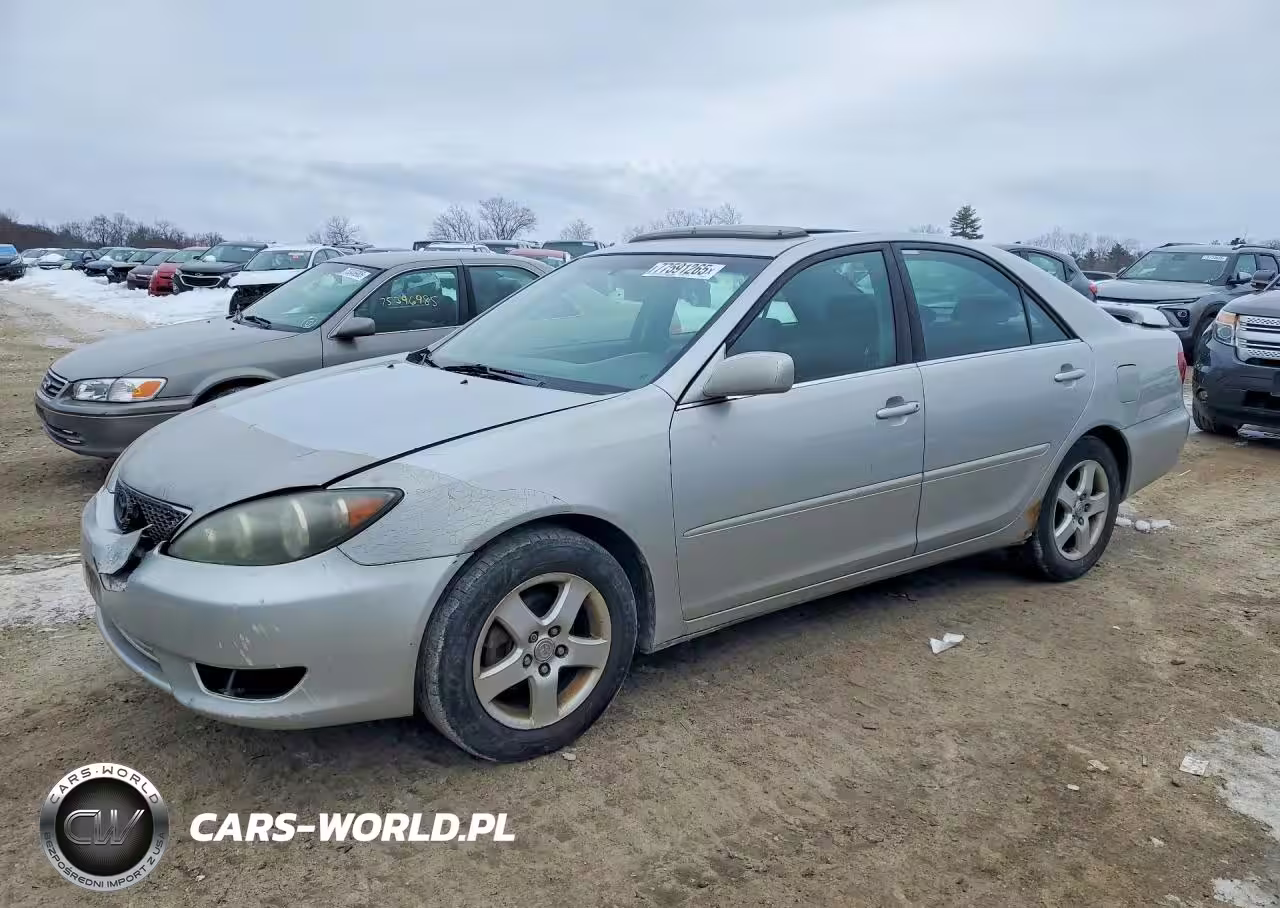 2005 Toyota Camry Le