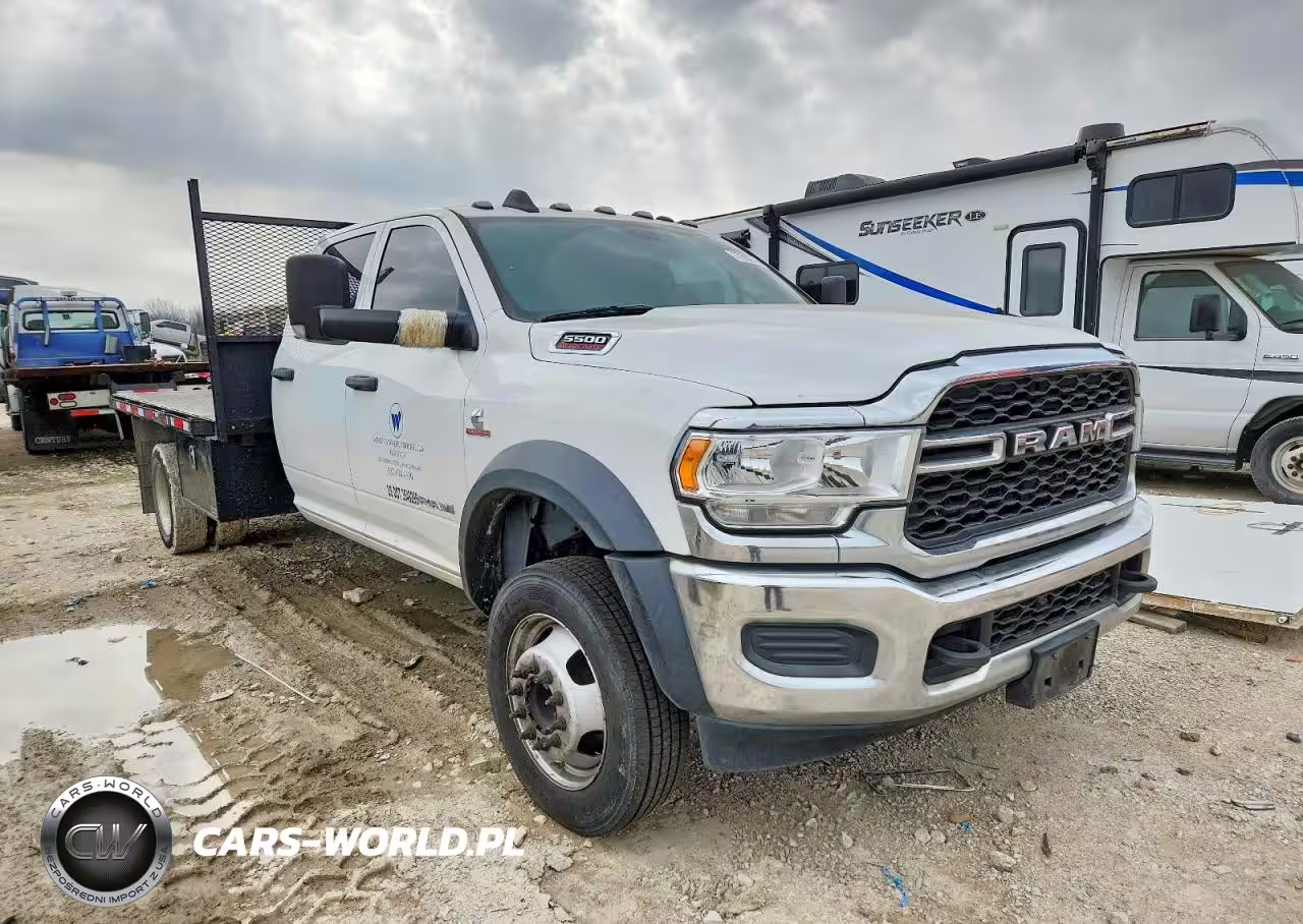 2022 Ram 5500 Flatbed Truck