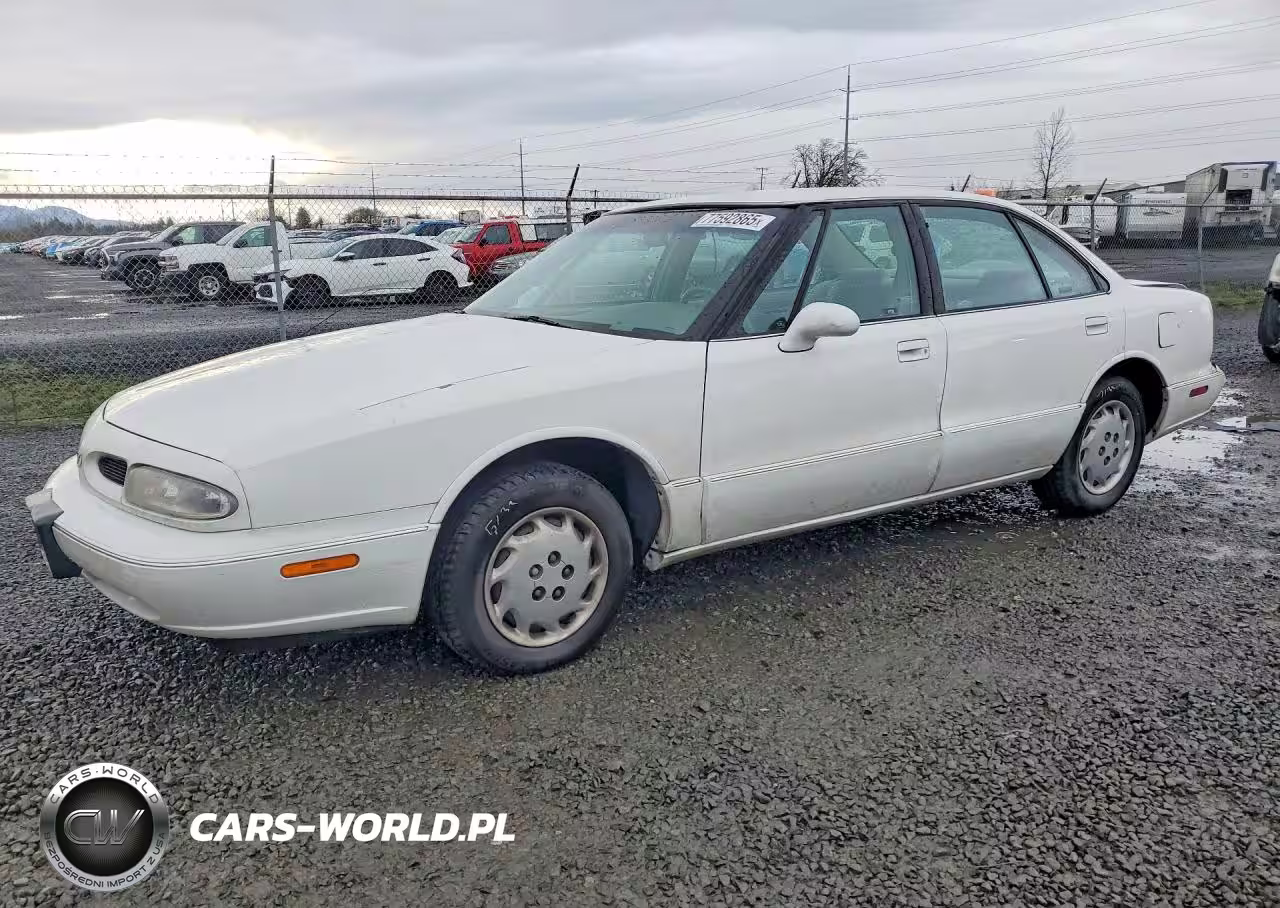 1998 Oldsmobile 88 Base