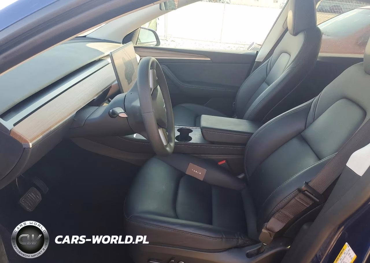 2023 Tesla Model Y VIN:7SAYGDEE6PF872238 - 7