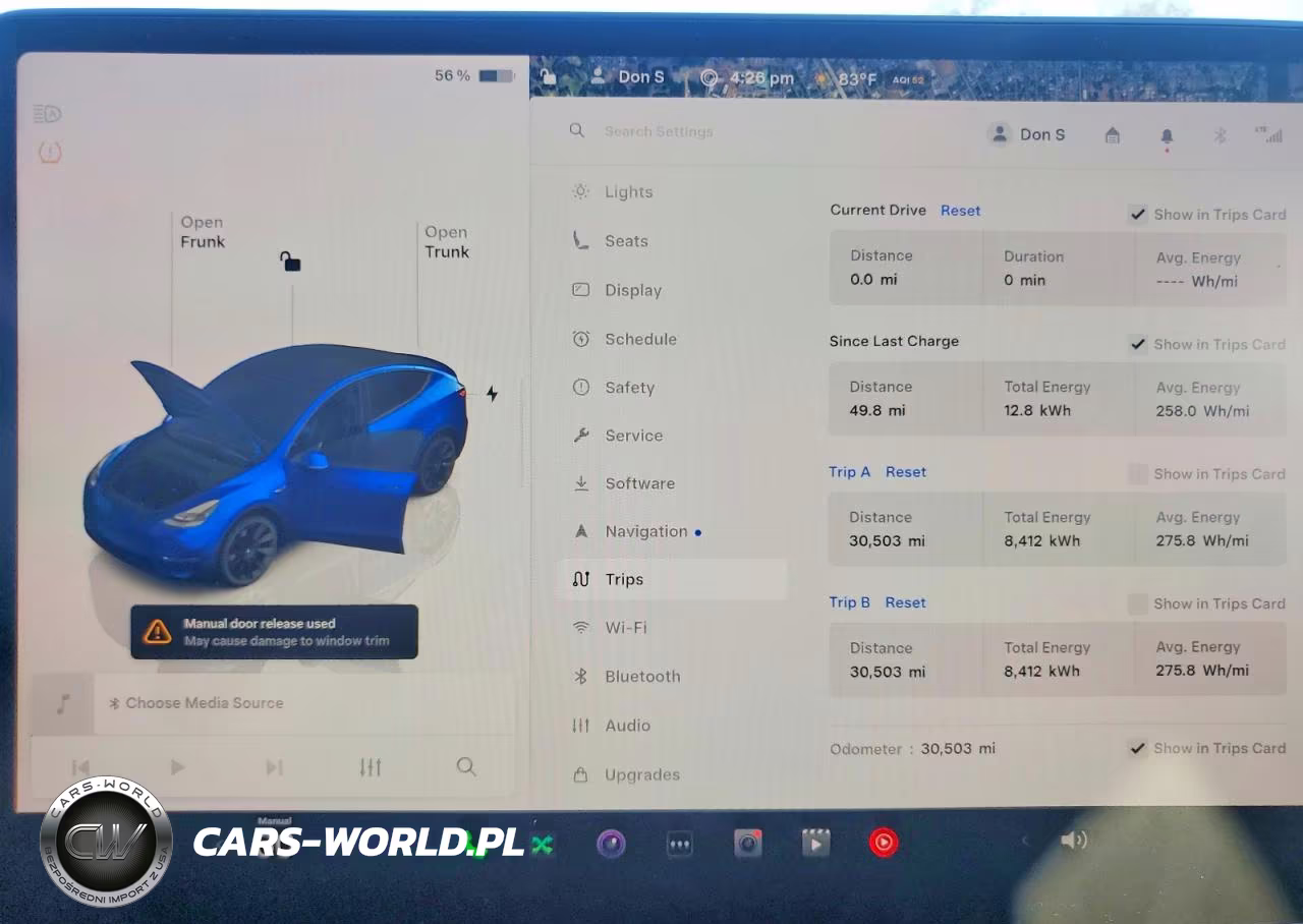 2023 Tesla Model Y VIN:7SAYGDEE6PF872238 - 9