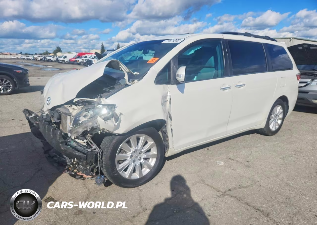 2016 Toyota Sienna Xle