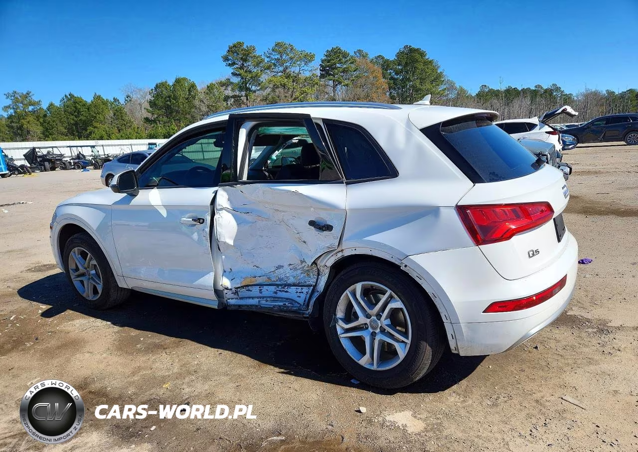 2018 Audi Q5 Premium VIN:WA1ANAFY6J2226147 - 2