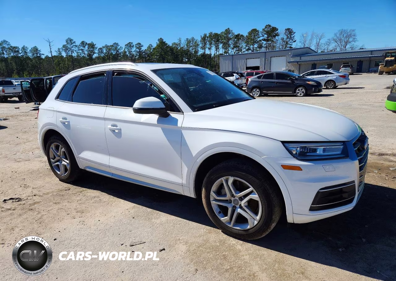 2018 Audi Q5 Premium VIN:WA1ANAFY6J2226147 - 4