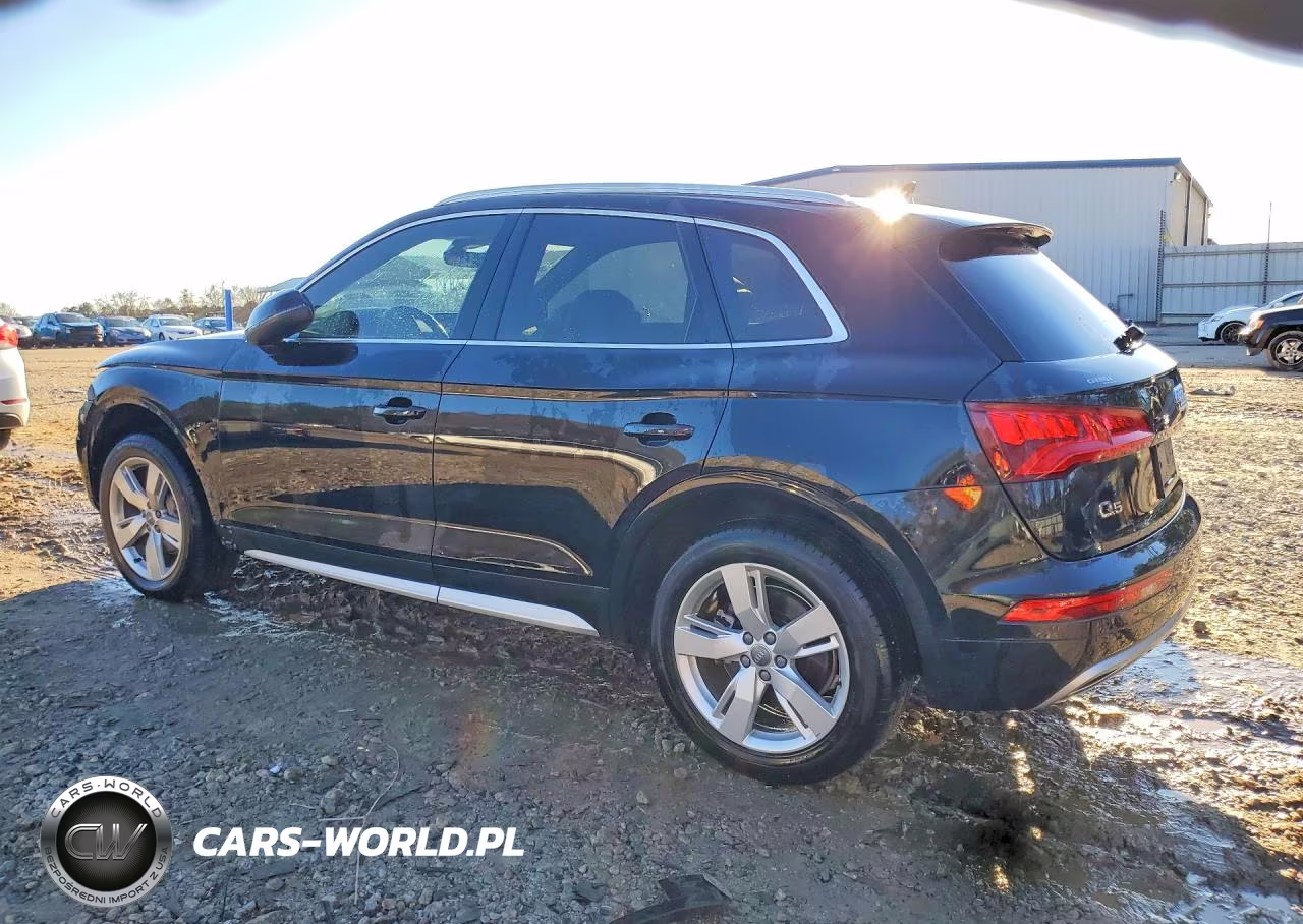 2018 Audi Q5 Premium Plus VIN:WA1BNAFY4J2085745 - 2