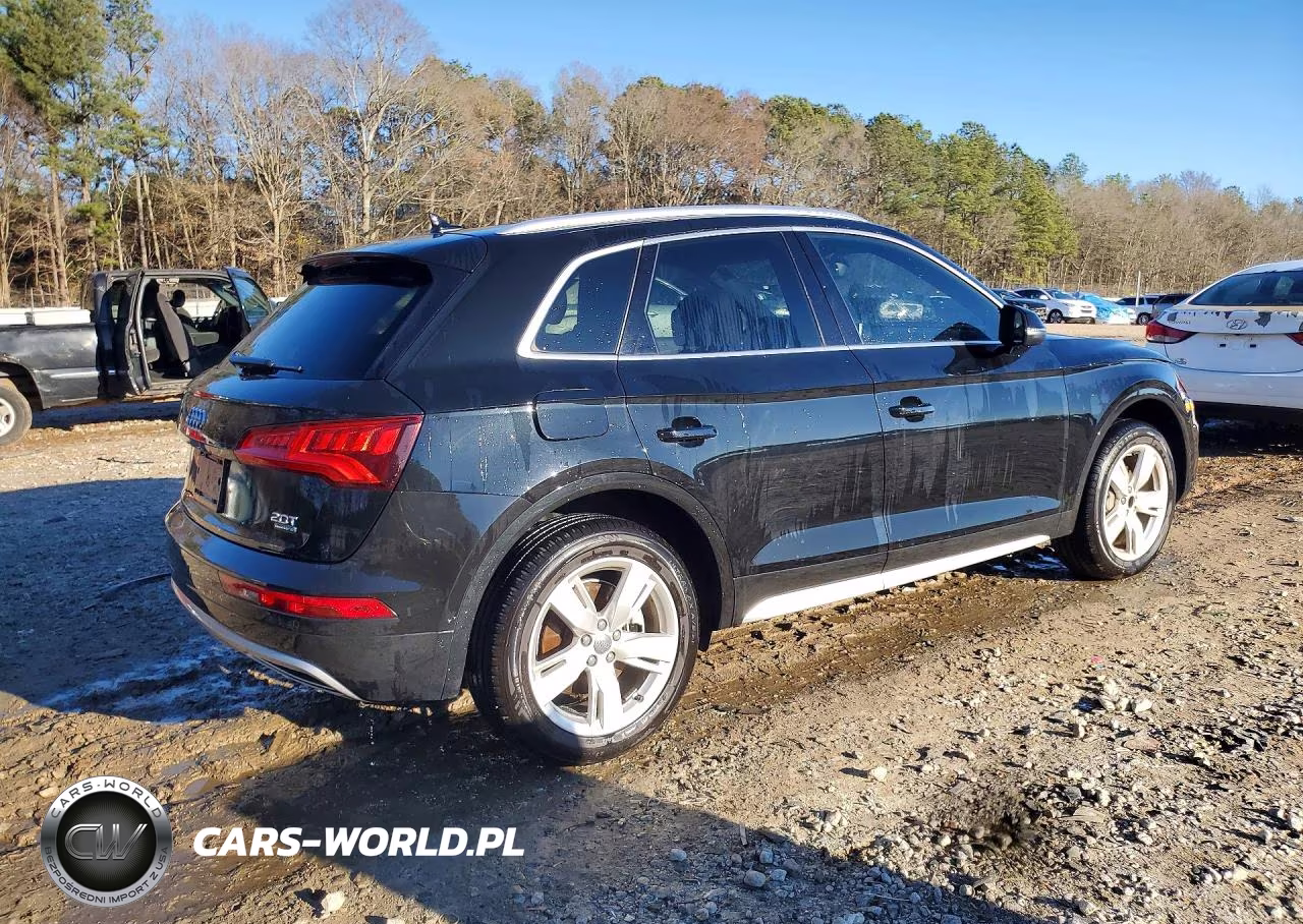 2018 Audi Q5 Premium Plus VIN:WA1BNAFY4J2085745 - 3