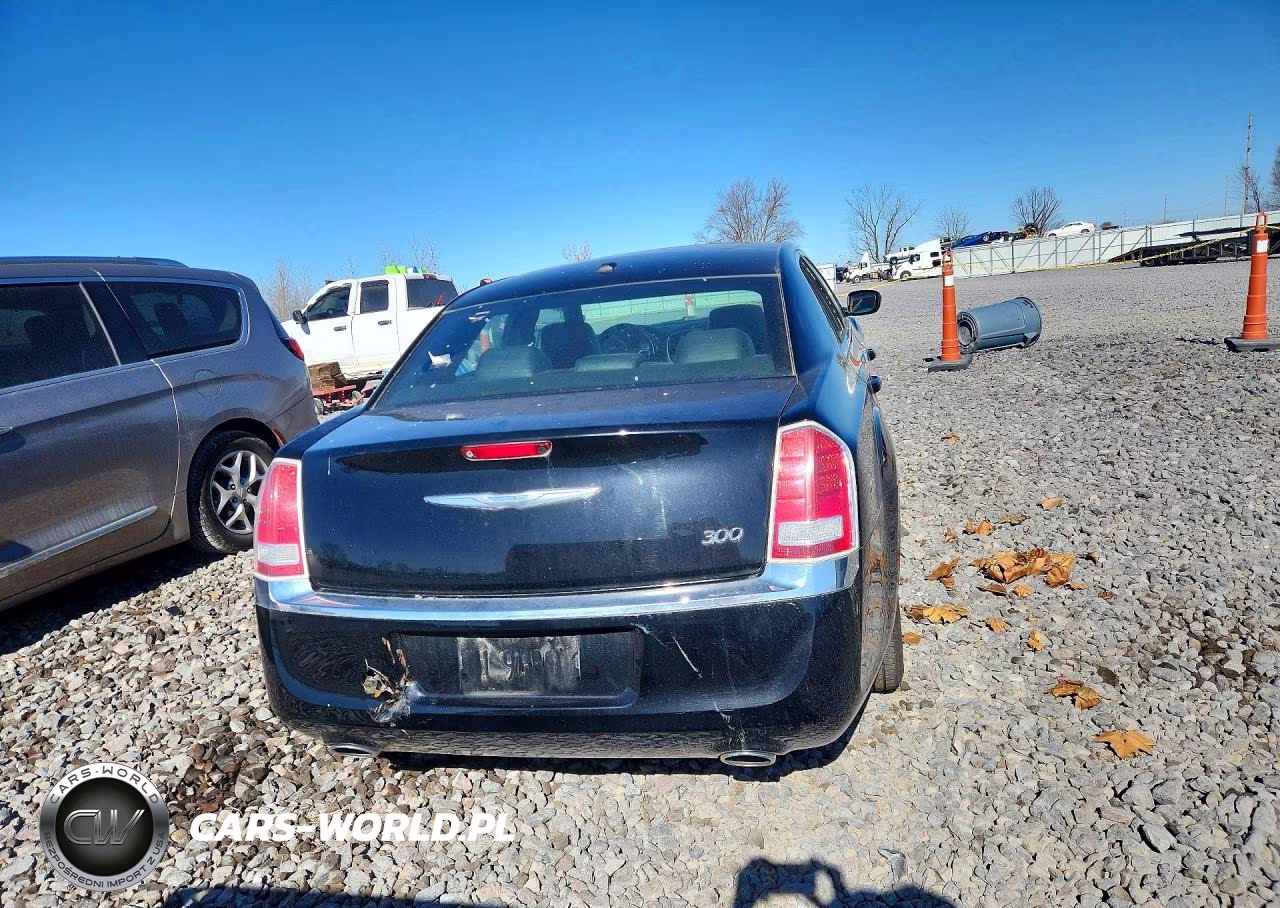 2014 Chrysler 300 VIN:2C3CCAAG8EH182835 - 6