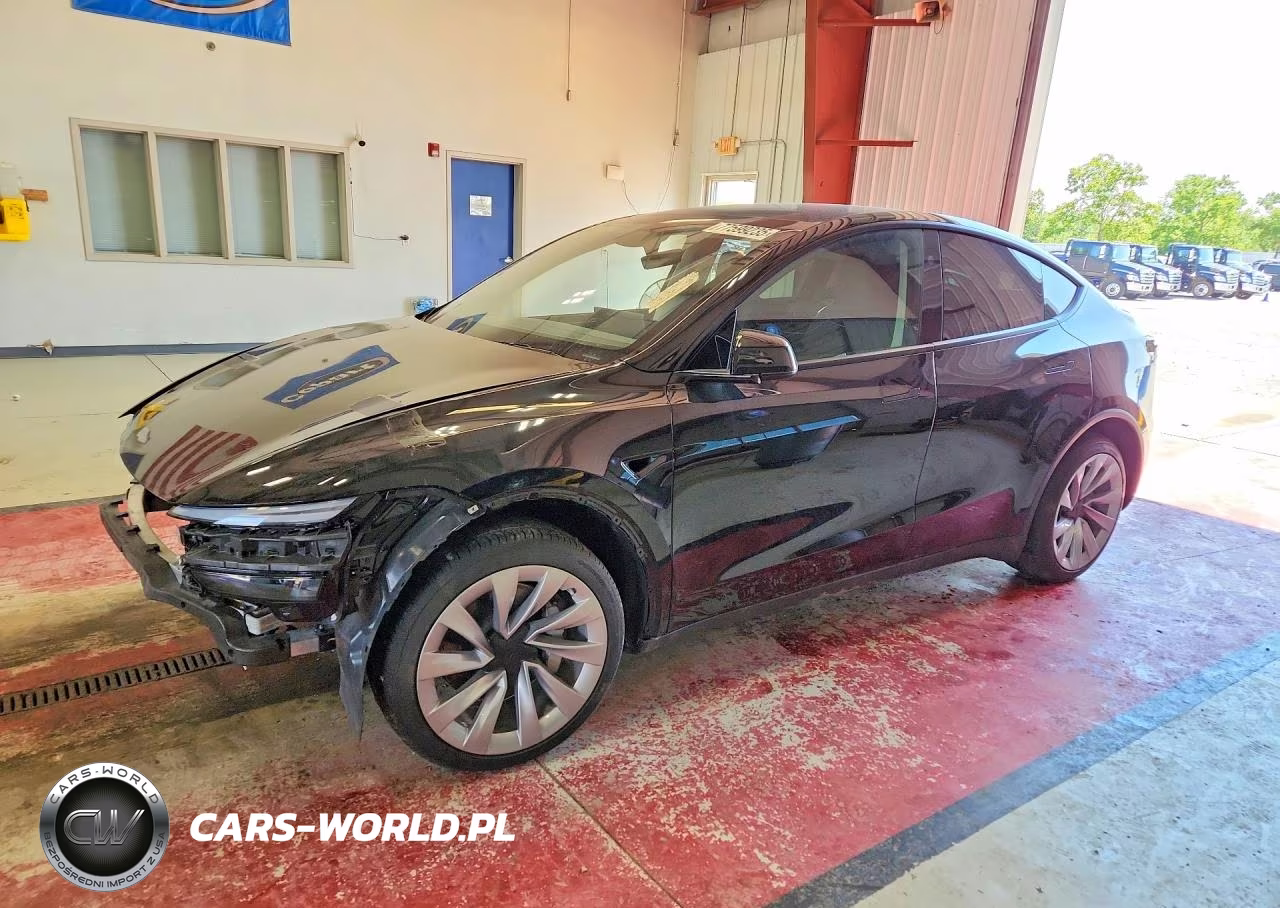 2026 Tesla Model Y – zdjęcie 1 z 14