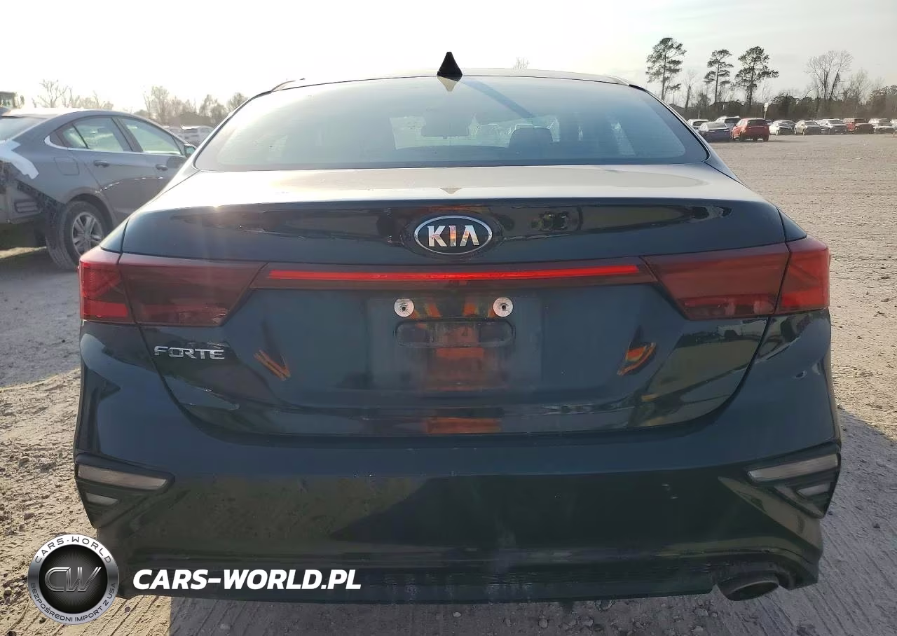 2021 Kia Forte VIN:3KPF24AD4ME305687 - 6