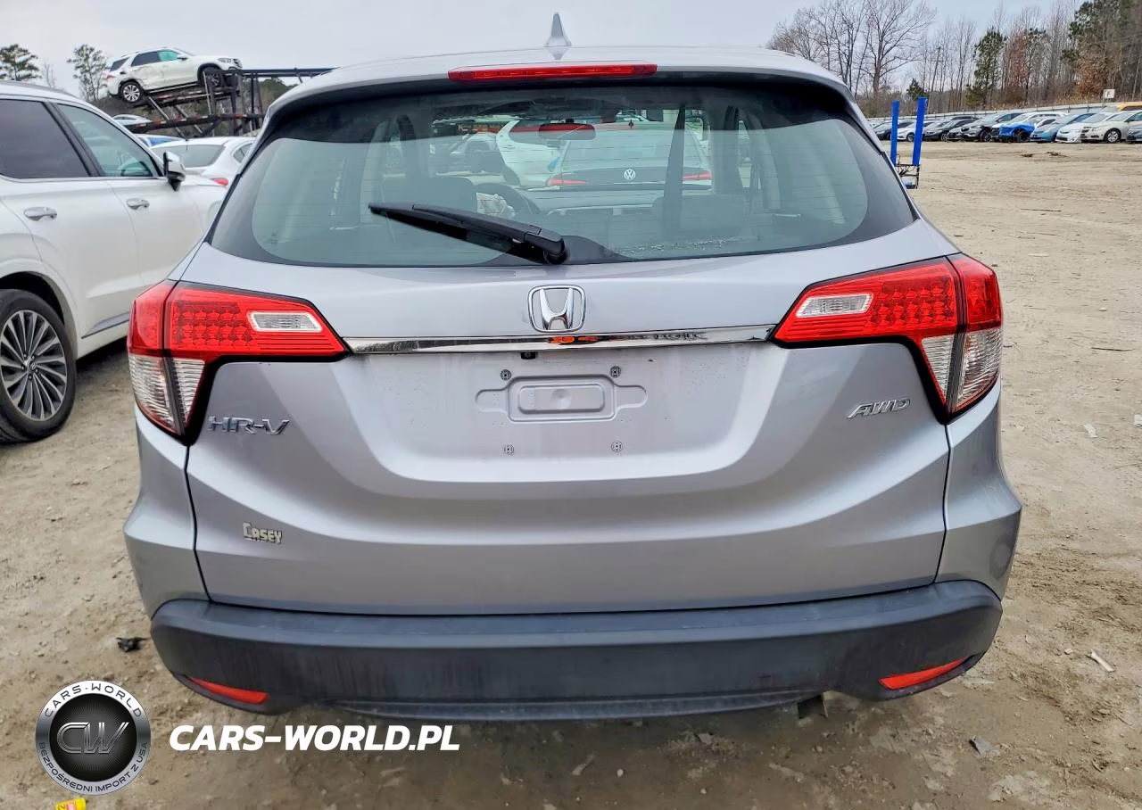 2019 Honda Hr-V Lx VIN:3CZRU6H38KG729675 - 6