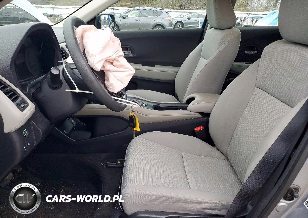 2019 Honda Hr-V Lx VIN:3CZRU6H38KG729675 - 7