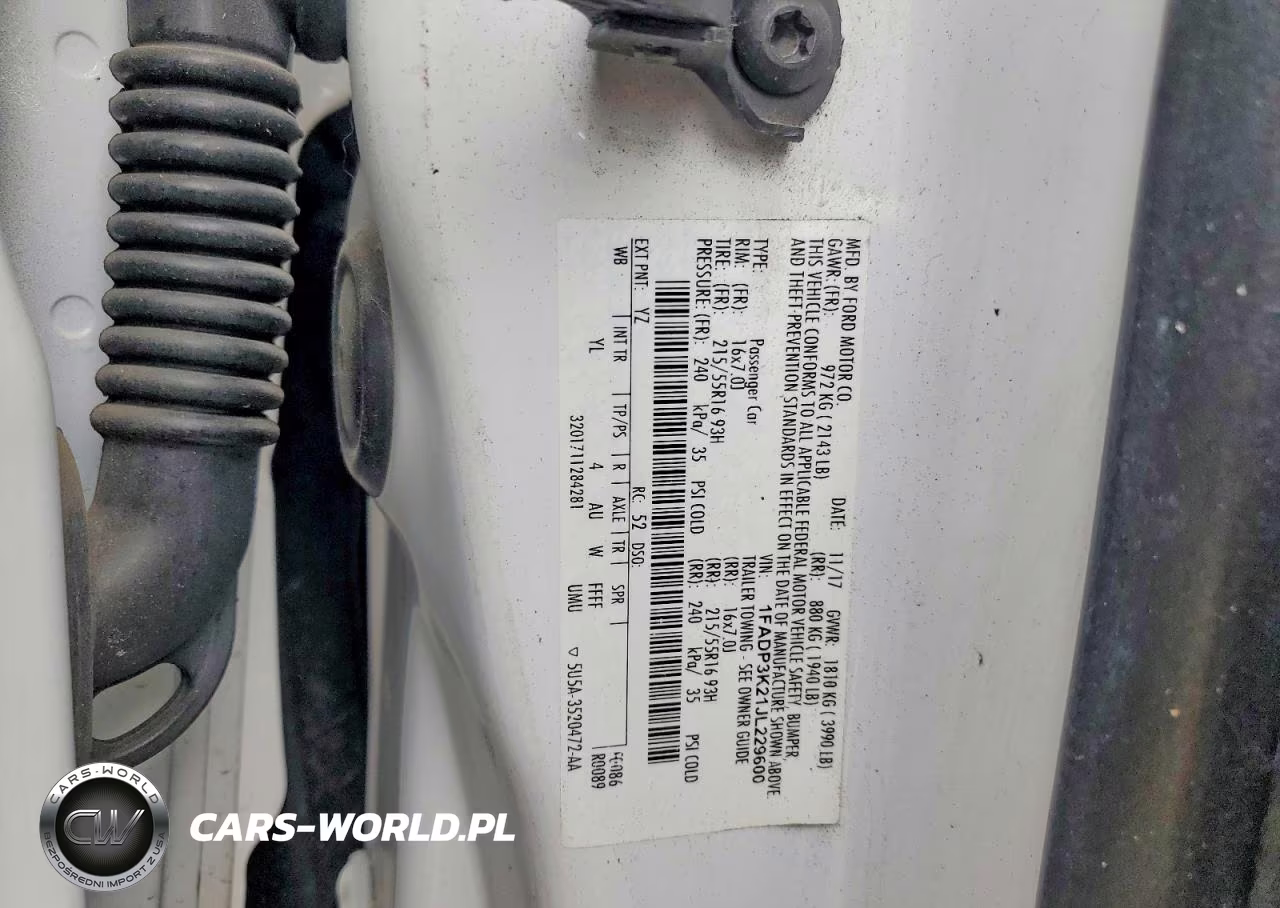 2018 Ford Focus Se VIN:1FADP3K21JL229600 - 12