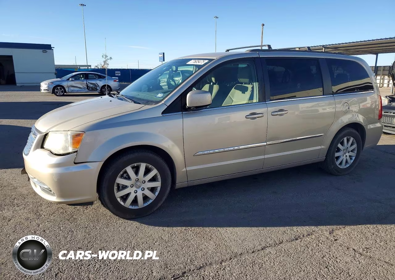 2014 Chrysler Town & Country Touring