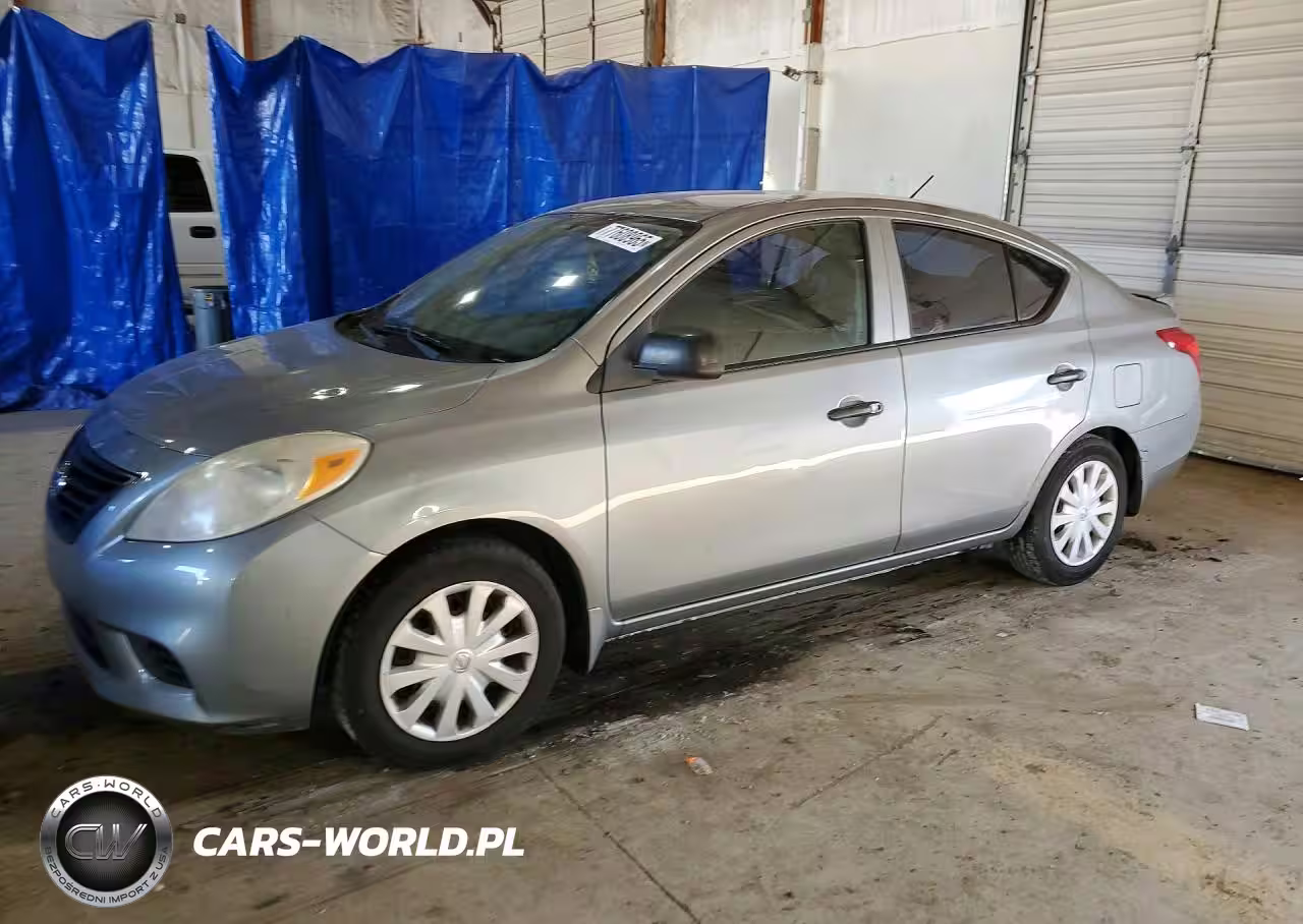 2014 Nissan Versa S