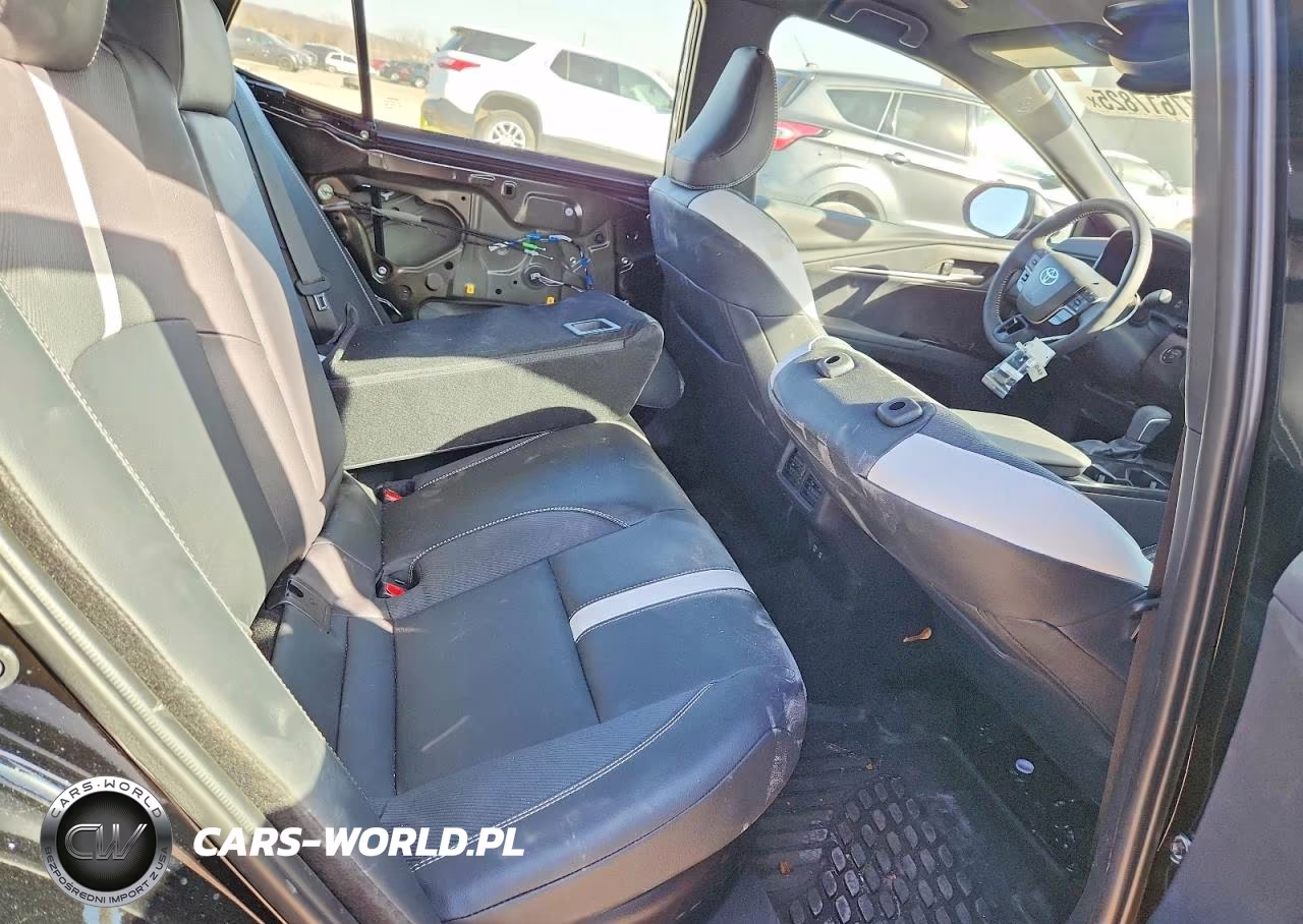 2025 Toyota Camry Se VIN:4T1DAACK6SU201586 - 10