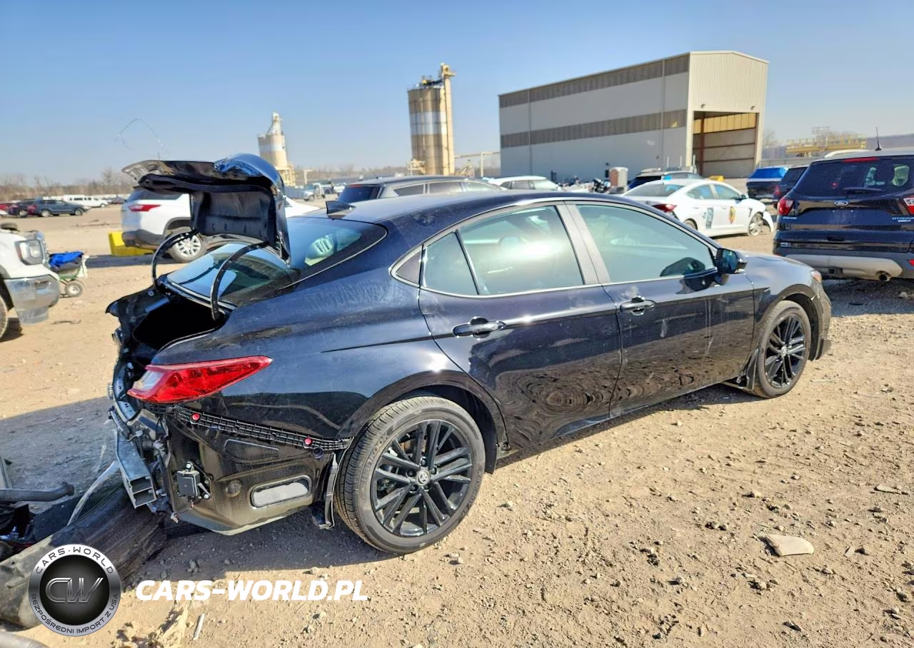 2025 Toyota Camry Se VIN:4T1DAACK6SU201586 - 3