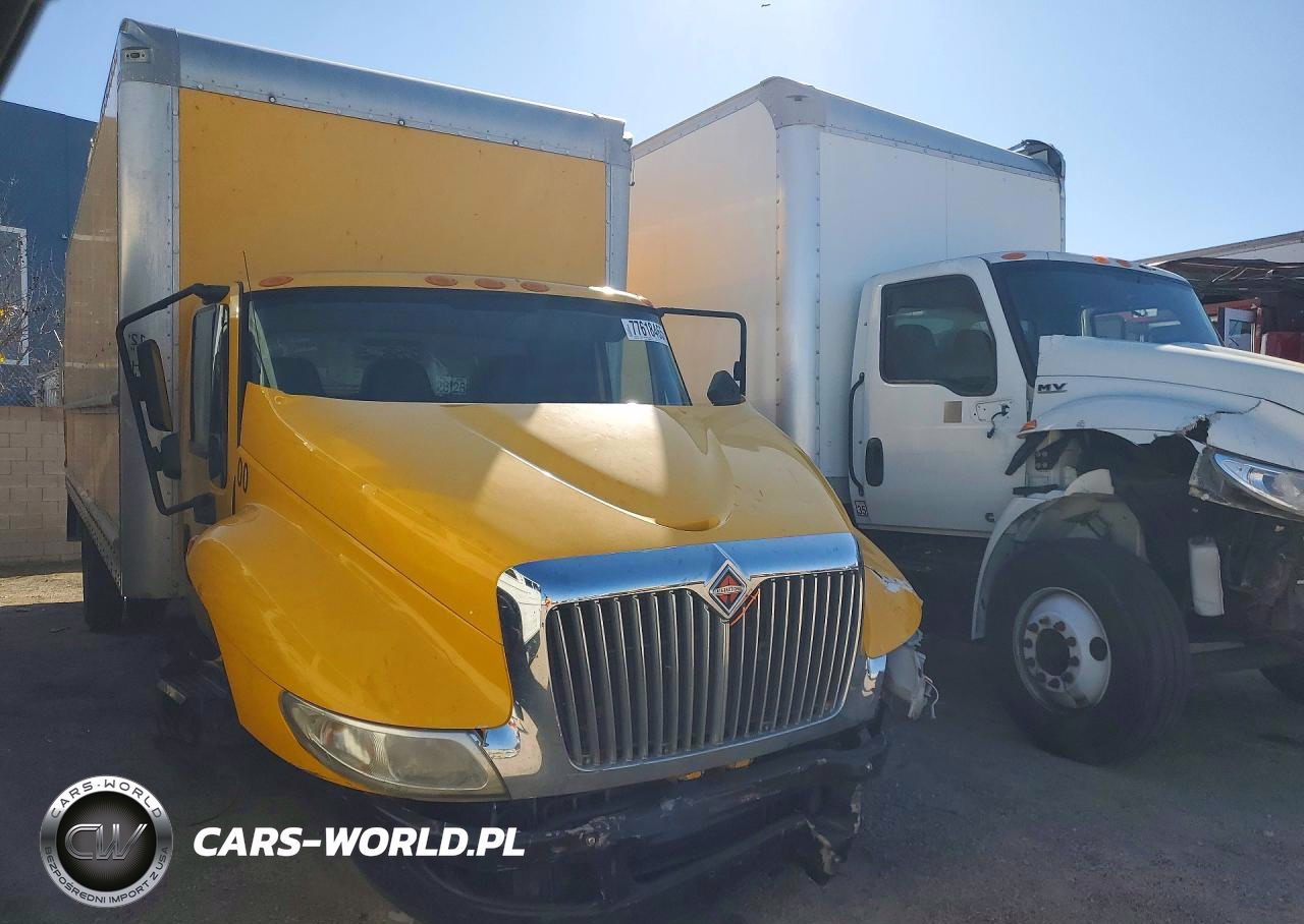 2018 International 4300 Box Truck VIN:1HTMMMML2JH446724 - 4