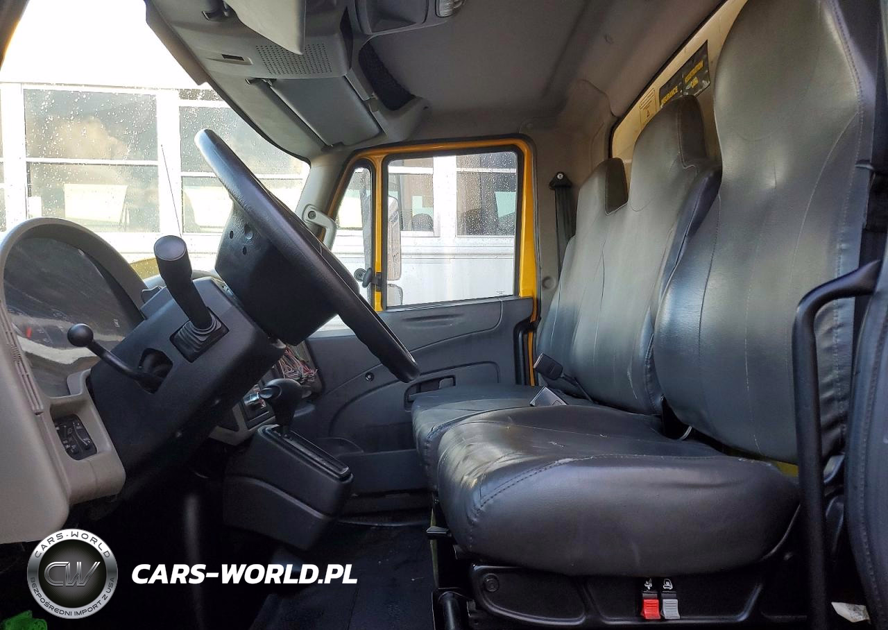2018 International 4300 Box Truck VIN:1HTMMMML2JH446724 - 7