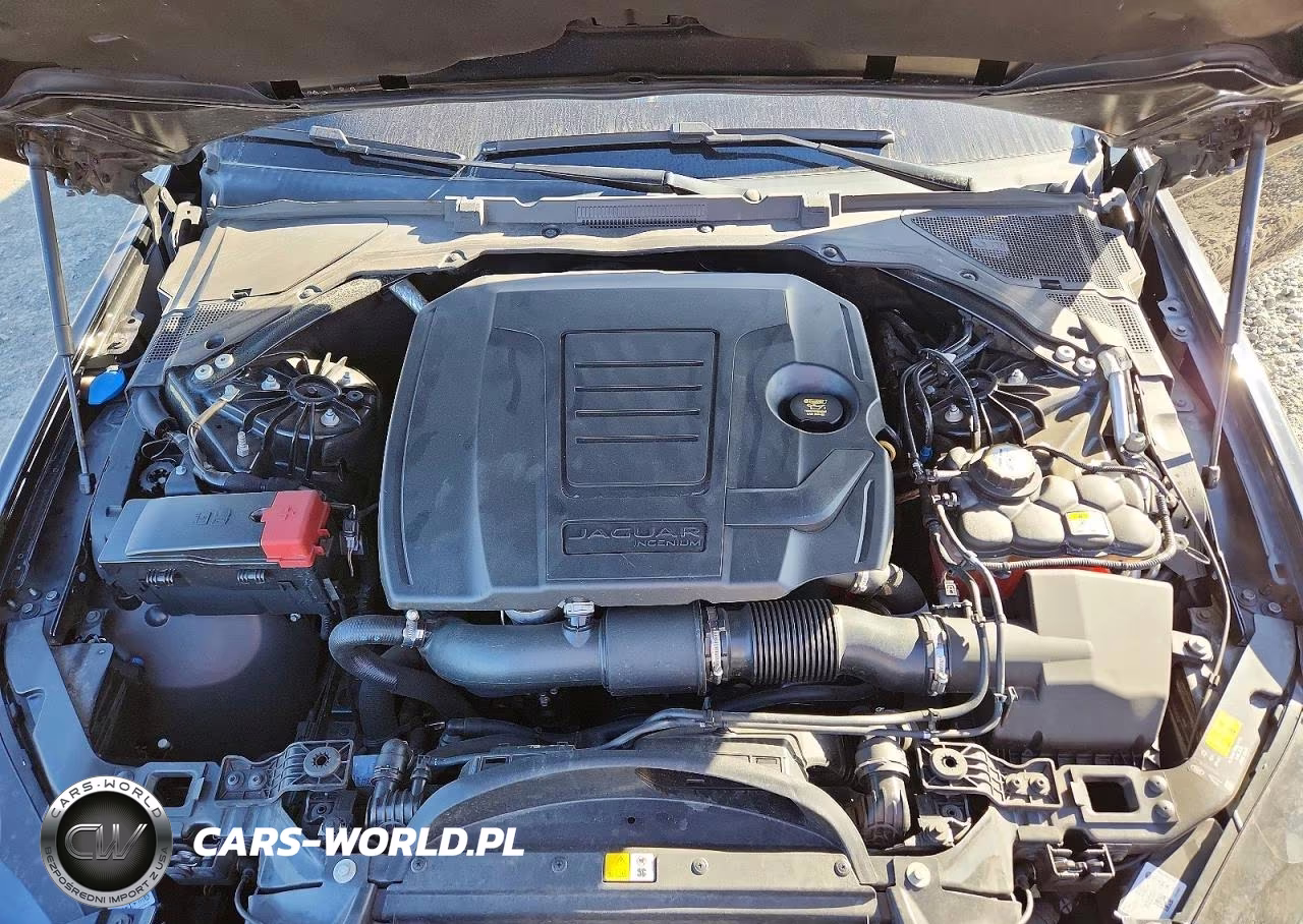 2019 Jaguar Xe VIN:SAJAR4FX1KCP49852 - 11