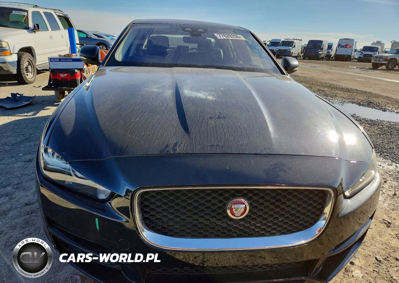 2019 Jaguar Xe VIN:SAJAR4FX1KCP49852 - 5