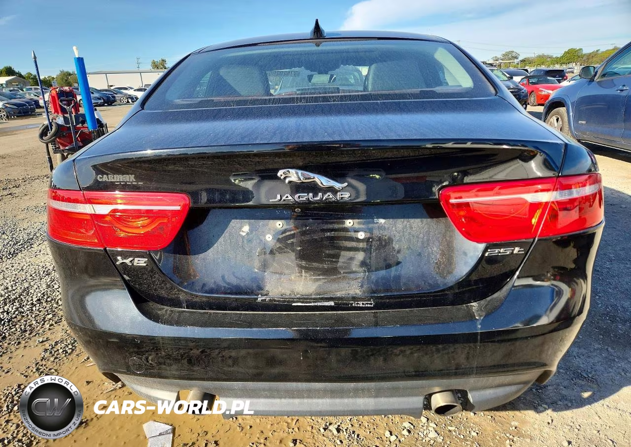2019 Jaguar Xe VIN:SAJAR4FX1KCP49852 - 6