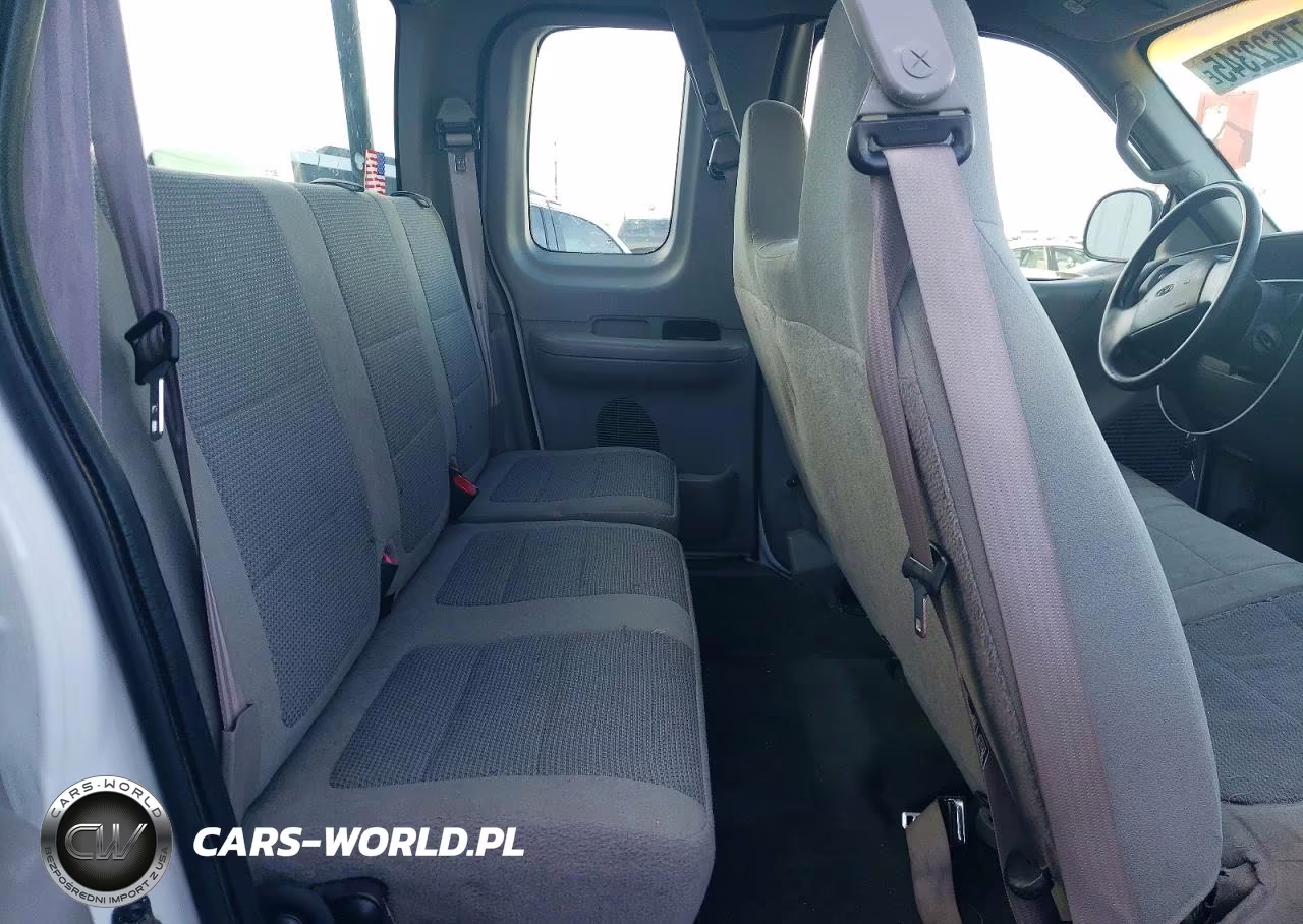 2002 Ford F-150 VIN:1FTRX17W32NA44812 - 10
