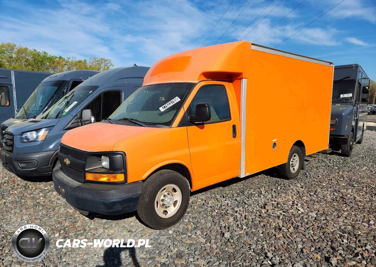 2015 Chev Express G3500