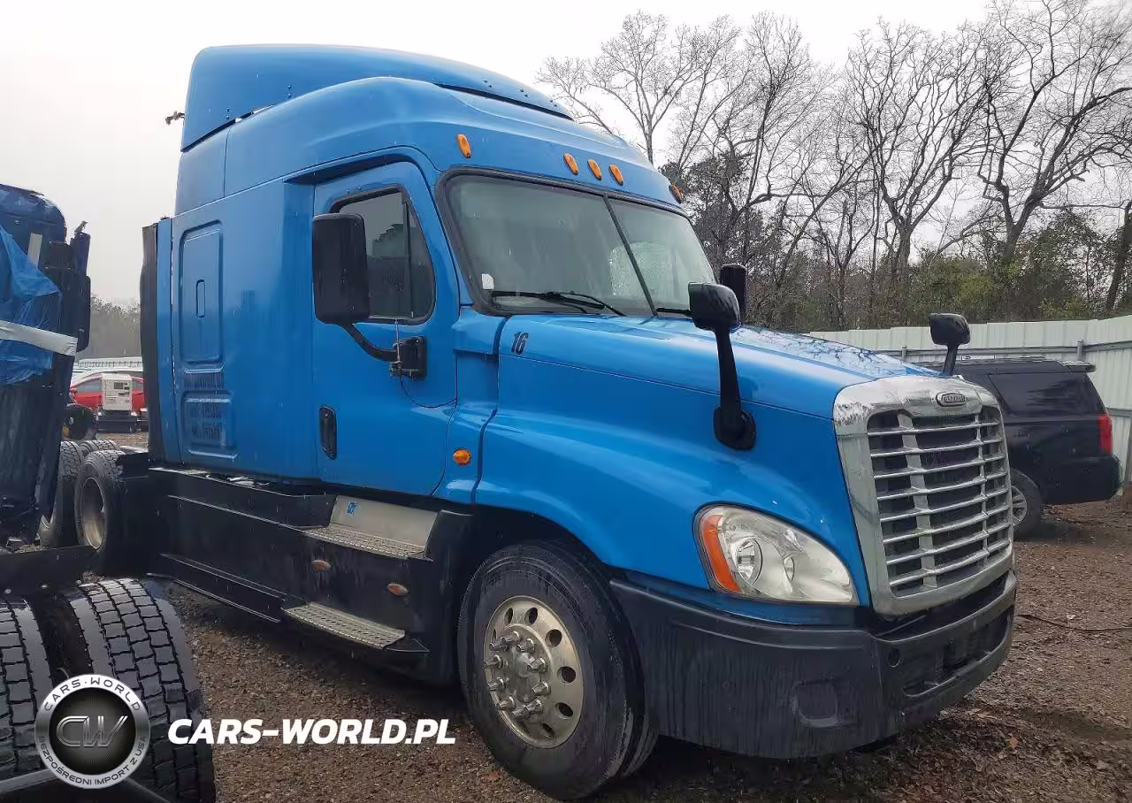 2014 Freightliner Cascadia Semi Truck