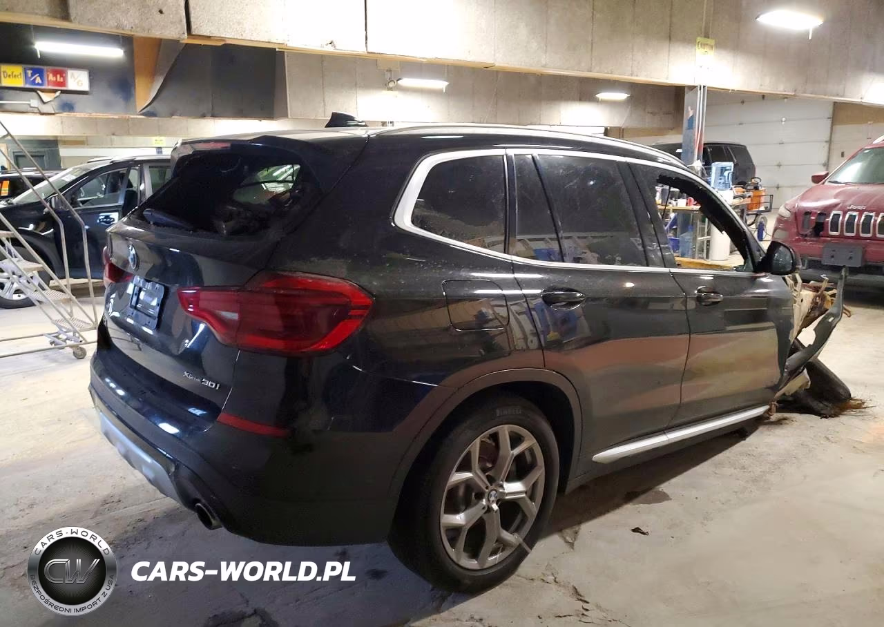 2020 BMW X3 xDrive30I VIN:5UXTY5C03LLT36175 - 3