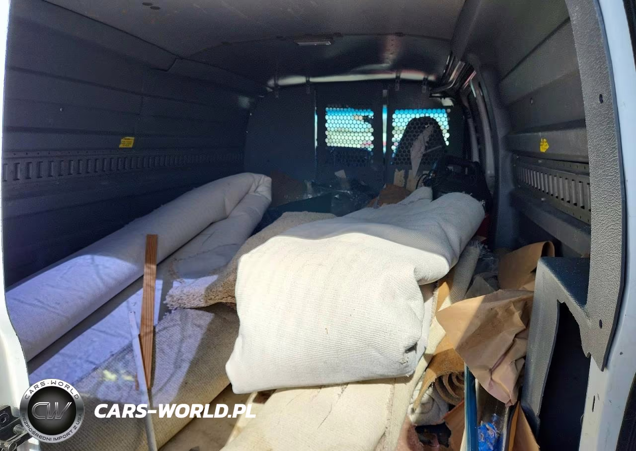 1998 Chevrolet Express Delivery Van VIN:1GCHG35R0W1063674 - 11