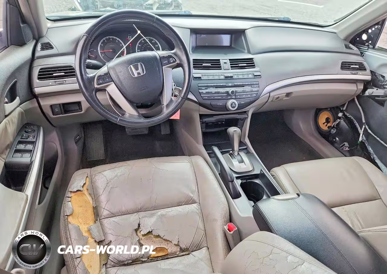 2008 Honda Accord Exl VIN:JHMCP26828C069640 - 8