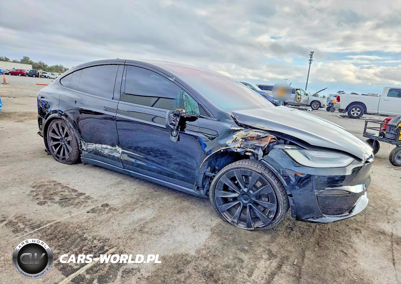 2022 Tesla Model X VIN:7SAXCBE69NF355386 - 4