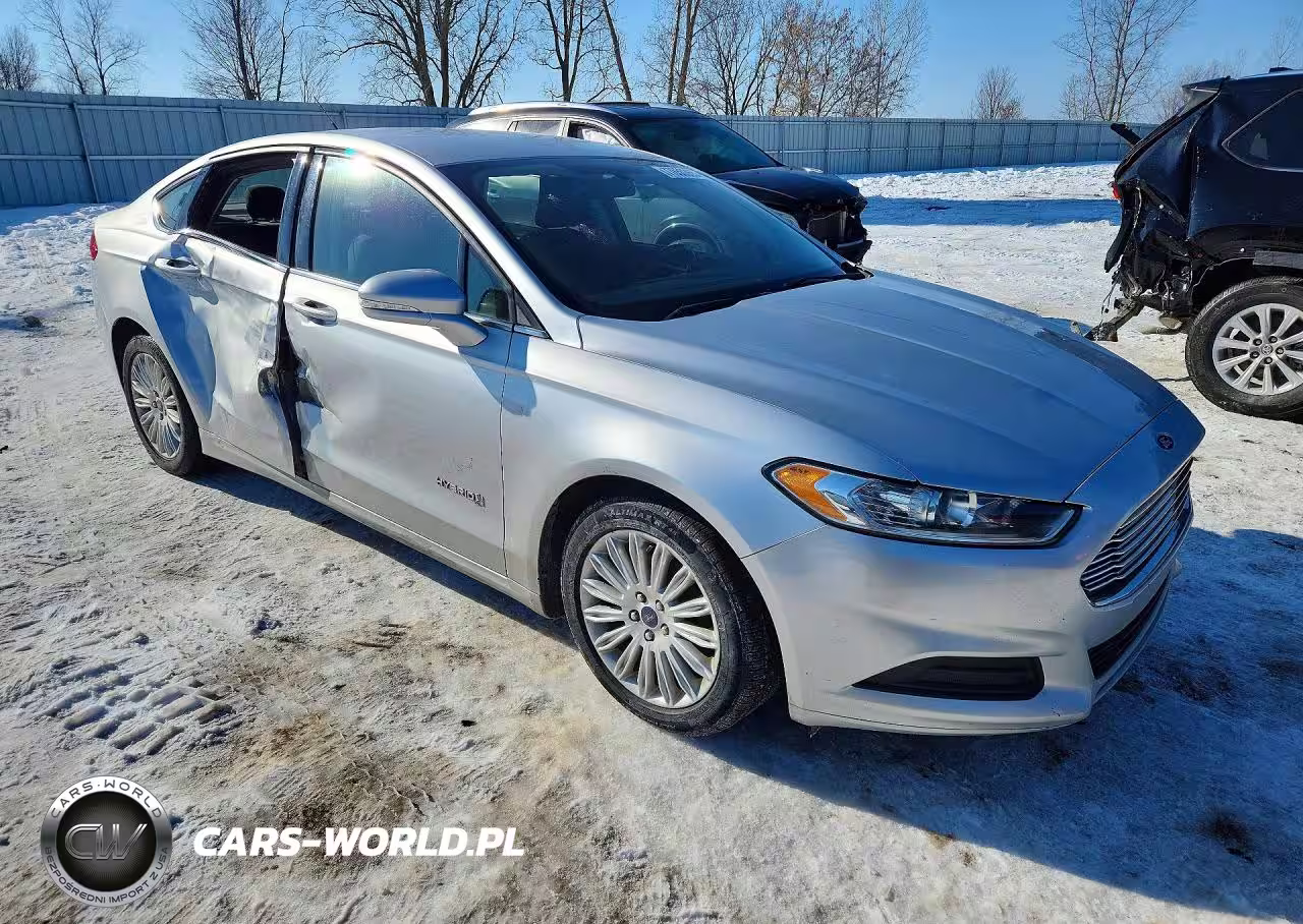 2016 Ford Fusion Se Hybrid VIN:3FA6P0LU4GR250779 - 4