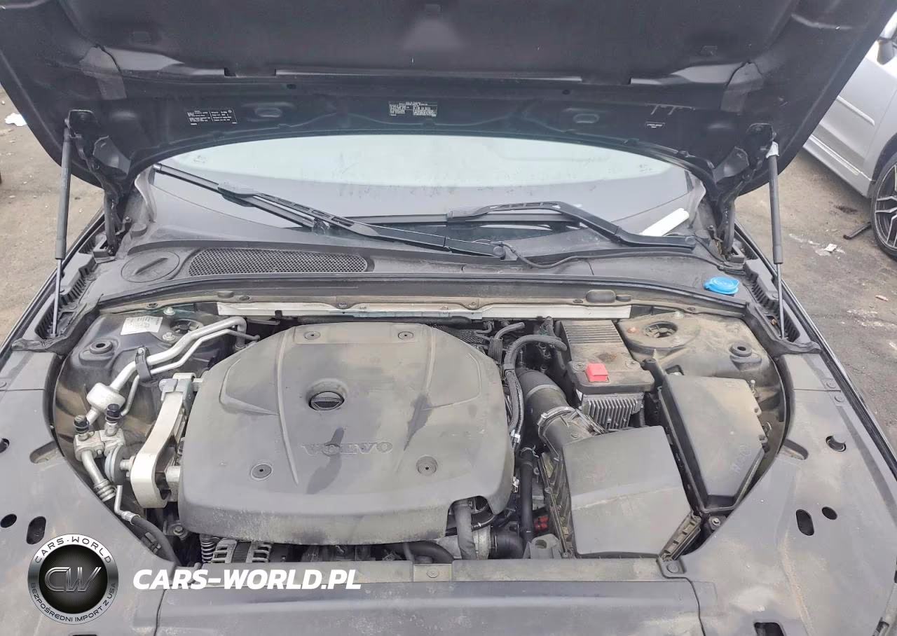 2018 Volvo S90 T5 Momentum VIN:LVY102MK2JP051920 - 11