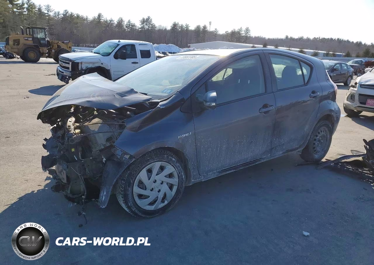 2015 Toyota Prius C Two