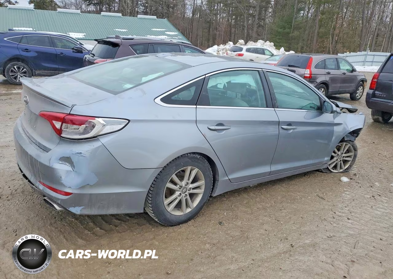 2015 Hyundai Sonata Se VIN:5NPE24AFXFH064231 - 3