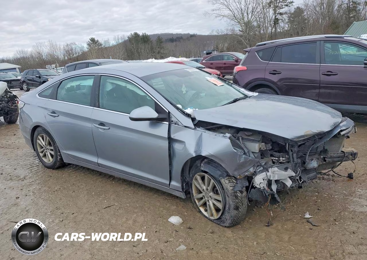 2015 Hyundai Sonata Se VIN:5NPE24AFXFH064231 - 4